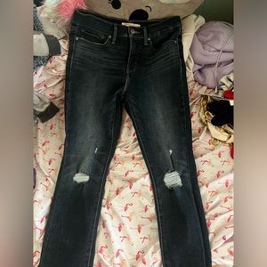 Women’s Levi jeans
